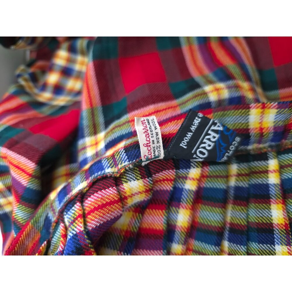 Authentic Lochcarron Scotland Tartan Plaid New Wool Kilt Skirt Side Buckles 28" - Picture 6 of 6